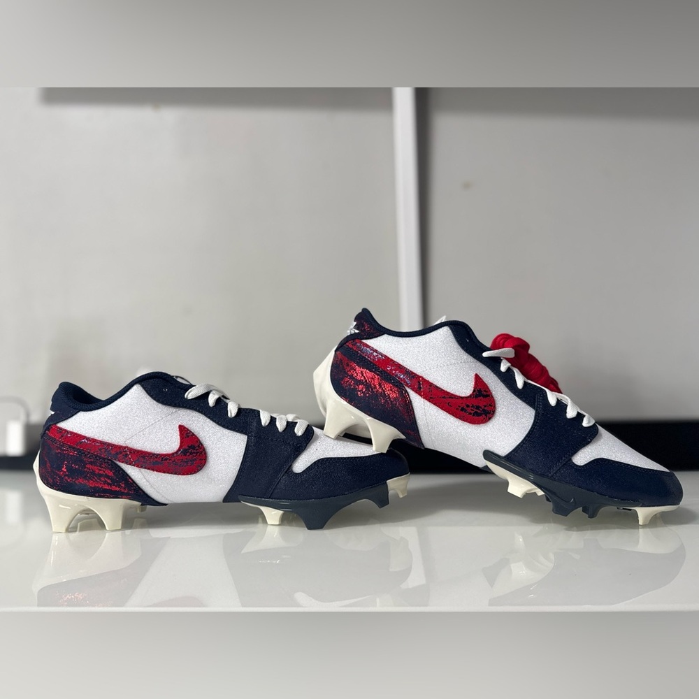 Nike Jordan 1 Low Vapor ‘Howard Bison’ PE Football Cleats HF5567-164 Men’s Sz 11